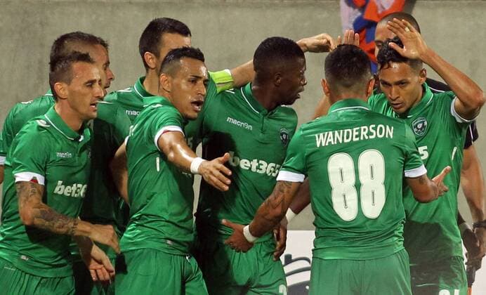 26.07.2016 Razgrad(Bulgaria) PFC Ludogorets-FK Crvena Zvezda(FC Red Star) Uefa 3rd leg Champions League qualify men s football Yordan Minev(L),Natanael (2L),Jonathan Cafu(3L),Marcelinho(r) PFC Ludogorets celebrate first goal on match : 