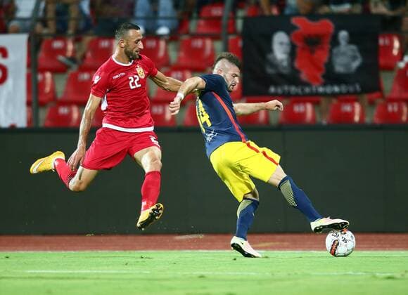 SOCCER - CL, quali, Tirana vs RBS ELBASAN,ALBANIA,26.JUL.16 - SOCCER - UEFA Champions League, qualification, FK Partizani Tirana vs Red Bull Salzburg. Image shows Labinot Ibrahimi (Tirana) and Valon Berisha (RBS). GEPAxpictures xFelixxRoittner