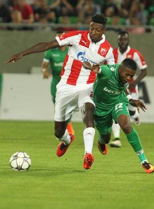 Bilder des Tages - Sport 26.07.2016 Razgrad(Bulgaria) PFC Ludogorets-FK Crvena Zvezda(FC Red Star) Uefa 3rd leg Champions League qualify men s football Jonathan Cafu(r) PFC Ludogorets,Mitchell Donald (L) FK Crvena Zvezda(FC Red Star) : 