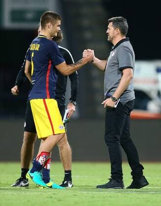 SOCCER - CL, quali, Tirana vs RBS ELBASAN,ALBANIA,26.JUL.16 - SOCCER - UEFA Champions League, qualification, FK Partizani Tirana vs Red Bull Salzburg. Image shows Duje Caleta-Car and head coach Oscar Garcia (RBS). GEPAxpictures xFelixxRoittner