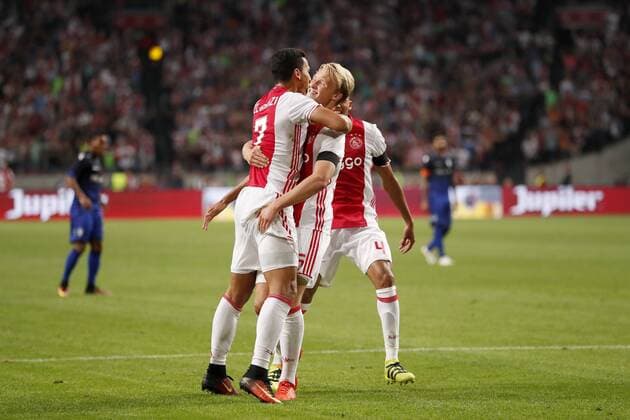 (L-R) Anwar El Ghazi of Ajax, Kasper Dolberg of Ajax, Jairo Riedewald of Ajax during the UEFA Champions League Third qualifying round first leg match between Ajax Amsterdam and PAOK Saloniki on July 26, 2016 at the Amsterdam Arena in Amsterdam, The Netherlands. Ajax v PAOK Saloniki UEFA Champions League 2016 2017 xVIxxIVx 5898410