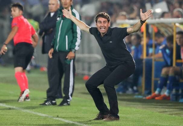 Anderlecht s head coach Rene Weiler gestures during the first leg of the third qualification round between Belgian first league soccer team RSC Anderlecht and Russian team FC Rostov in the Champions League competition, on Tuesday 26 July 2016, in Rostov-on-Don, Russia. VIRGINIExLEFOUR  x04899265x