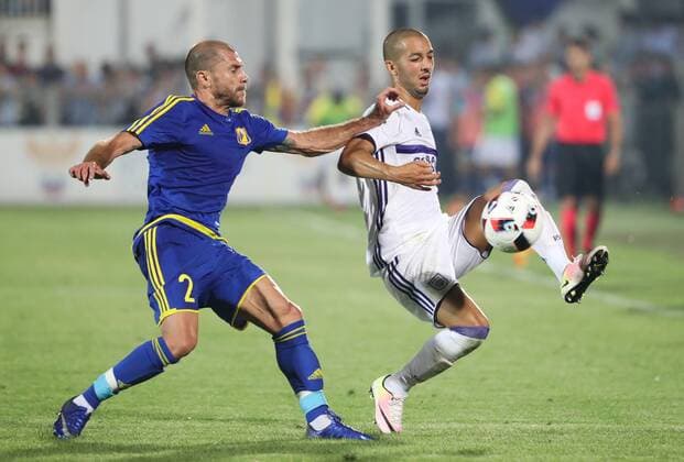 Rostov s Timofei Kalachev and Anderlecht s Sofiane Hanni fight for the ball during the first leg of the third qualification round between Belgian first league soccer team RSC Anderlecht and Russian team FC Rostov in the Champions League competition, on Tuesday 26 July 2016, in Rostov-on-Don, Russia. VIRGINIExLEFOUR  x04899272x