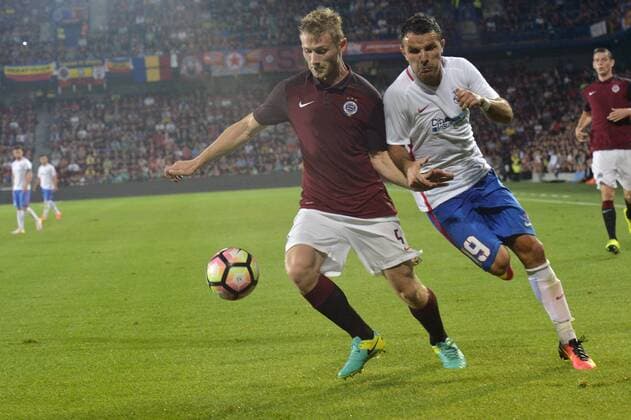JAKUB BRABEC, of Sparta, left, and ADNAN AGANOVIC of Steaua in action during the 3rd qualifying round of football Champions League, 1st leg: Sparta Praha vs Steaua Bucharest in Prague, Czech Republic, July 26, 2016. (CTKxPhoto MichalxDolezal) CTKPhotoP201607261000001  DOL