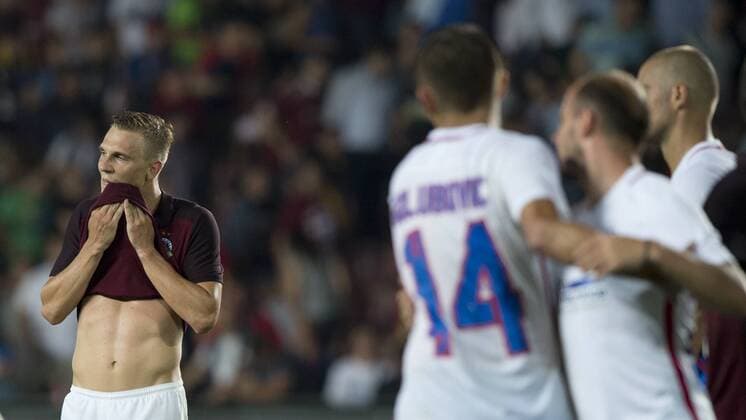Borek Dockal of Sparta (left), wipes his face after the 3rd qualifying round of football Champions League, 1st leg: Sparta Praha vs Steaua Bucharest in Prague, Czech Republic, July 26, 2016. (CTKxPhoto MichalxKamaryt) CTKPhotoP201607261009801  kmt 11