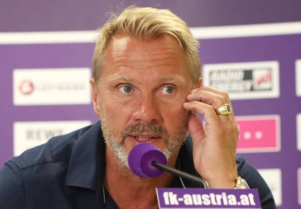 SOCCER - EL quali, A.Wien vs Trnava, preview STEINBRUNN,AUSTRIA,27.JUL.16 - SOCCER - UEFA Europa League, qualification, FK Austria Wien vs FC Spartak Trnava, preview, press conference PK Pressekonferenz of A.Wien. Image shows head coach Thorsten Fink (A.Wien). GEPAxpictures xChristianxOrt
