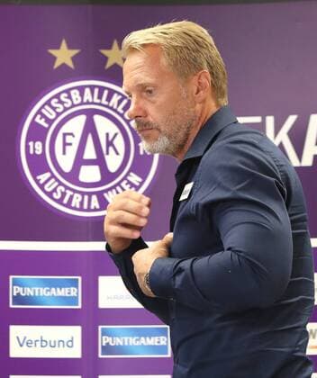 SOCCER - EL quali, A.Wien vs Trnava, preview STEINBRUNN,AUSTRIA,27.JUL.16 - SOCCER - UEFA Europa League, qualification, FK Austria Wien vs FC Spartak Trnava, preview, press conference PK Pressekonferenz of A.Wien. Image shows head coach Thorsten Fink (A.Wien). GEPAxpictures xChristianxOrt