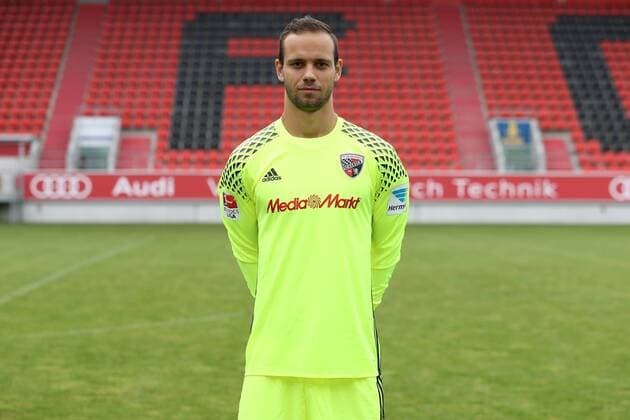 1. Bundesliga - Fußball - GER - FC Ingolstadt 04 - 2016 2017- Porträttermin - Torwart Christian Ortag (39, FCI) 1. BL - FC Ingolstadt 04 Saison 2016 2017