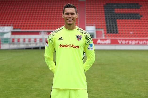 1. Bundesliga - Fußball - GER - FC Ingolstadt 04 - 2016 2017- Porträttermin - Torwart Fabijan Buntic (24, FCI) 1. BL - FC Ingolstadt 04 Saison 2016 2017