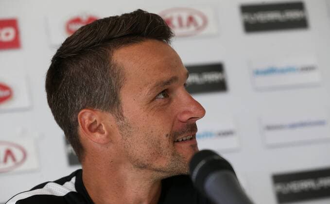 SOCCER - EL quali, Admira vs Liberec, preview MARIA ENZERSDORF,AUSTRIA,27.JUL.16 - SOCCER - UEFA Europa League, qualification, FC Admira Wacker Moedling vs FC Slovan Liberec, preview, press conference PK Pressekonferenz of Admira. Image shows head coach Oliver Lederer (Admira). GEPAxpictures xPhilippxBrem