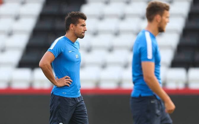 SOCCER - EL quali, Admira vs Liberec, preview MARIA ENZERSDORF,AUSTRIA,27.JUL.16 - SOCCER - UEFA Europa League, qualification, FC Admira Wacker Moedling vs FC Slovan Liberec, preview, training of Liberec. Image shows Milan Baros (Liberec). GEPAxpictures xPhilippxBrem