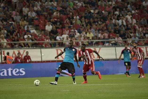 Greece: Olympiacos vs Hapoel Beer-Sheva (0-0) Soares Ribeiro (no 25) of Hapoel Beer-Sheva wins the ball form Brown Ideye (no 99) of Olympiacos.  DimitriosxKarvountzis PacificxPress