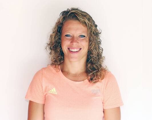 Olympia 2016 - Tennis: Laura Siegemund bei einem Fototermin in Metzingen am 28.07.2016 Sportler Tennis Olympische Spiele Olympiade Rio de Janeiro 2016 S Einzelbild Einzelfigur angeschnitten Portrait Portraet Portraet Querformat Metzingen Copyright: Eibner-Pressefoto EP_eer