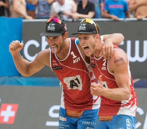 28.07.2016, Strandbad, Klagenfurt, AUT, FIVB World Tour, Beachvolleyball Major Series, Klagenfurt, Herren, im Bild Martin Ermacora (1, AUT), Moritz Pristauz-Telsnigg (2, AUT) during the FIVB World Tour Major Series Tournament at the Strandbad in Klagenfurt, Austria on 2016 07 28. Klagenfurt EP_ste