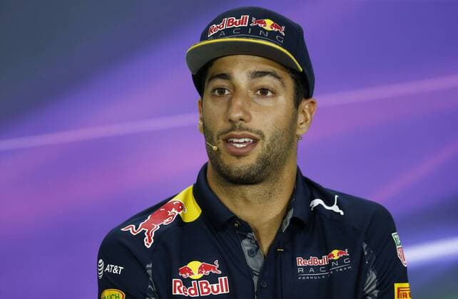 Motorsports: FIA Formula One World Championship WM Weltmeisterschaft 2016, Grand Prix of Germany, 3 Daniel Ricciardo (AUS, Red Bull Racing), xHOCHxZWEIx