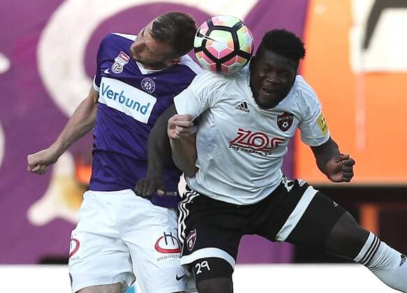 SOCCER - EL quali, A.Wien vs Trnava VIENNA,AUSTRIA,28.JUL.16 - SOCCER - UEFA Europa League, qualification, FK Austria Wien vs FC Spartak Trnava. Image shows Petar Filipovic (A.Wien) and Robert Tambe (Spartak Trnava). GEPAxpictures xChristianxOrt