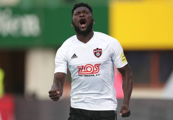 SOCCER - EL quali, A.Wien vs Trnava VIENNA,AUSTRIA,28.JUL.16 - SOCCER - UEFA Europa League, qualification, FK Austria Wien vs FC Spartak Trnava. Image shows the rejoicing of Robert Tambe (Spartak Trnava). GEPAxpictures xChristianxOrt
