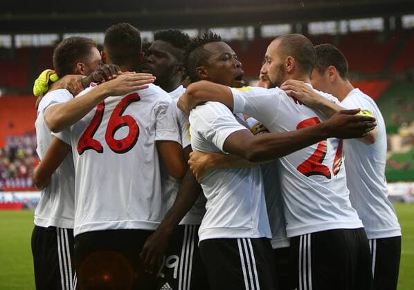 SOCCER - EL quali, A.Wien vs Trnava VIENNA,AUSTRIA,28.JUL.16 - SOCCER - UEFA Europa League, qualification, FK Austria Wien vs FC Spartak Trnava. Image shows the rejoicing of Spartak Trnava. GEPAxpictures xChristianxOrt