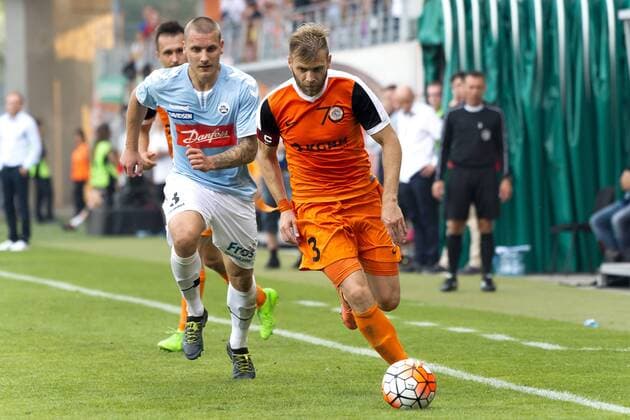Fußball, EL Quali, Zaglebie Lubin - SönderjyskE 2016.07.28, LUBIN , III RUNDA ELIMINACJI LIGI EUROPY , KGHM ZAGLEBIE LUBIN vs SONDERJYSKE DANIA, nz MARC PEDERSEN 3(SonderjyskE) DORDE COTRA 3(Zaglebie), ---  160728LUC_2694