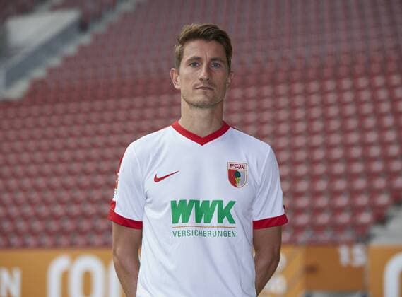 Paul Verhaegh (FC Augsburg 2) FC Augsburg, Porträttermin 2016 2017,