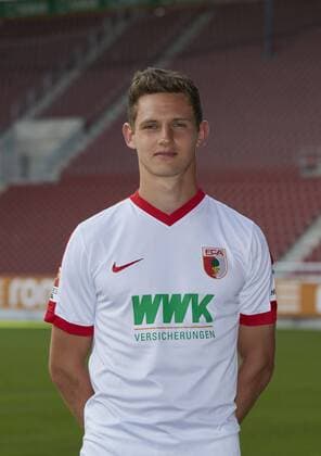 Marco Schuster (FC Augsburg 29) FC Augsburg, Porträttermin 2016 2017,
