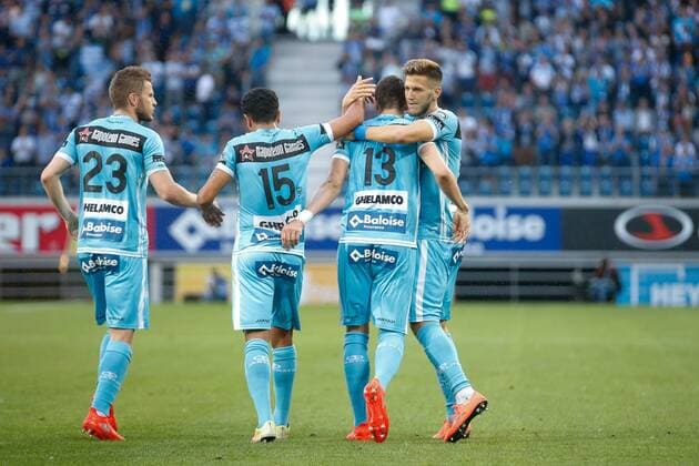 Gent s Stefan Mitrovic celebrates after scoring during the first leg match of the third qualifying round between Belgian first league soccer team KAA Gent and Romania s FC Viitorul Constanta in the Europa League competition, on Thursday 28 July 2016, in Gent. BRUNOxFAHY  x04899789x