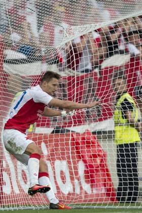 Milan Skoda from Slavia in action during the Football Europa League 3rd qualifying round match SK Slavia Praha vs Rio Ave, in Prague, Czech Republic, July 28, 2016. (CTKxPhoto MichalxKamaryt) CTKPhotoP201607281022801  kmt 12