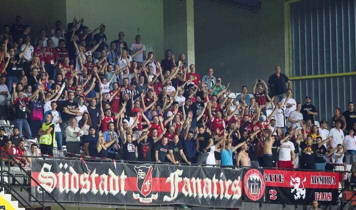 SOCCER - EL quali, Admira vs Liberec MARIA ENZERSDORF,AUSTRIA,28.JUL.16 - SOCCER - UEFA Europa League, qualification, FC Admira Wacker Moedling vs FC Slovan Liberec. Image shows fans. GEPAxpictures xPatrickxLeuk