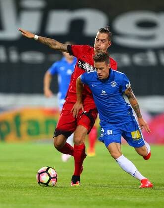 SOCCER - EL quali, Admira vs Liberec MARIA ENZERSDORF,AUSTRIA,28.JUL.16 - SOCCER - UEFA Europa League, qualification, FC Admira Wacker Moedling vs FC Slovan Liberec. Image shows Christoph Knasmuellner (Admira) and Jan Sykora (Liberec). GEPAxpictures xCh.xKelemen