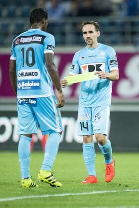 Gent s Renato Neto and Gent s Sven Kums pictured during the first leg match of the third qualifying round between Belgian first league soccer team KAA Gent and Romania s FC Viitorul Constanta in the Europa League competition, on Thursday 28 July 2016, in Gent. JASPERxJACOBS  x04899991x