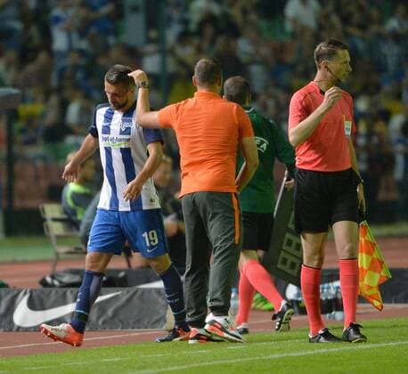 Fussball, Herren, Saison 2016 17, Europa League, 3. Qualifikationsrunde (Hinspiel), Hertha BSC - Bröndby IF Kopenhagen im Jahn-Sportpark, v. l. Vedad Ibisevic (Hertha BSC), Trainer Pal Dardai (Hertha BSC), 28.07. 2016,