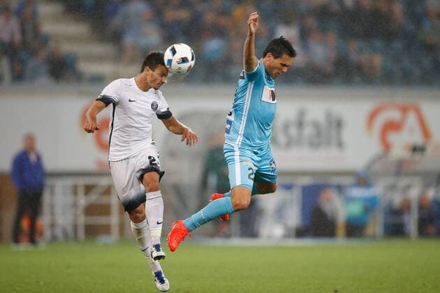 Viitorul s Cristian Ganea and Gent s Jeremy Perbet fight for the ball during the first leg match of the third qualifying round between Belgian first league soccer team KAA Gent and Romania s FC Viitorul Constanta in the Europa League competition, on Thursday 28 July 2016, in Gent. BRUNOxFAHY  x04900008x