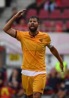 28.07.2016, xtkx, Fussball Testspiel, FSV Mainz 05 - FC Sevilla, emspor, v.l. Coke (FC Sevilla) gibt Anweisungen, gestikuliert, mit den Armen gestikulieren gives instructions, gesticulate. Mainz
