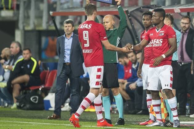 (L-R) Wout Weghorst of AZ Alkmaar, Levi Garcia of AZ Alkmaar, Fred Friday of AZ Alkmaar during the UEFA Europa League third round first leg qualifying match between AZ Alkmaar and Giannina on July 28, 2016 at the AFAS stadium in Alkmaar, The Netherlands. AZ Alkmaar v Giannina UEFA Europa League third round 2016 2017 xVIxGerritxvanxKeulenxIVx 5906686