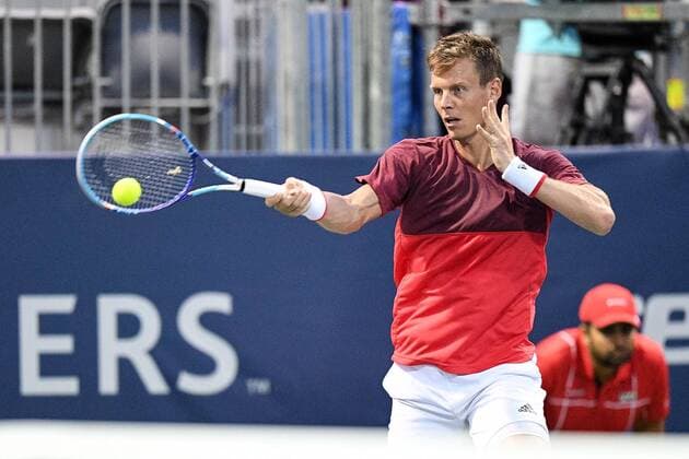 July 28, 2016: Tomas Berdych of Czech Republic returns the ball to Ryan Harrison of the United States during their third round match of the Rogers Cup tournament at the Aviva Centre in Toronto, Ontario, Canada on July 28, 2016. Cal Media TENNIS 2016 - Rogers Cup Toronto July 28 - ZUMAc04_