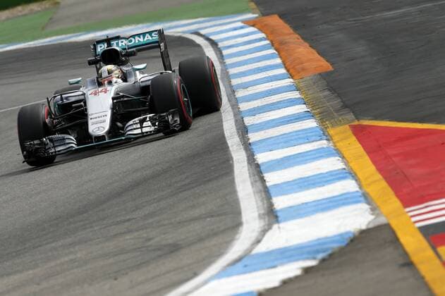 Motorsports: FIA Formula One World Championship WM Weltmeisterschaft 2016, Grand Prix of Germany, 44 Lewis Hamilton (GBR, Mercedes AMG Petronas Formula One Team), xHOCHxZWEIx