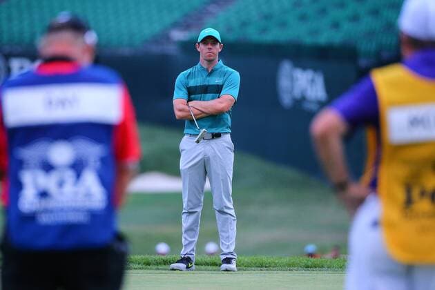 29 JUL 2016: Rory McIlroy stands alone on the 18th Green during the second round of the 98th PGA Golf Herren Championship played at Baltusrol Golf Club in Springfield,NJ.(Photo by Rich Graessle Icon Sportswire) GOLF: JUL 29 PGA - PGA Championship - Second Round Icon07291619822016 EDITORIAL USE ONLY