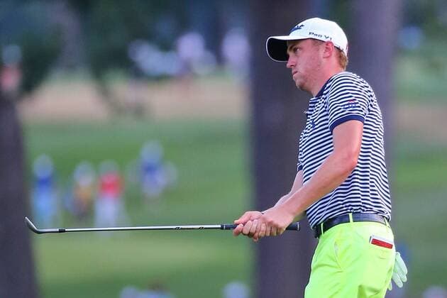 29 JUL 2016: Justin Thomas chips from off the 18th green during the second round of the 98th PGA Golf Herren Championship played at Baltusrol Golf Club in Springfield,NJ.(Photo by Rich Graessle Icon Sportswire) GOLF: JUL 29 PGA - PGA Championship - Second Round Icon07291620042016 EDITORIAL USE ONLY