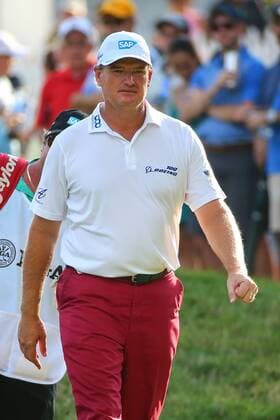 29 JUL 2016: Ernie Els of South Africa walks down the 18th hole during the second round of the 98th PGA Golf Herren Championship played at Baltusrol Golf Club in Springfield,NJ.(Photo by Rich Graessle Icon Sportswire) GOLF: JUL 29 PGA - PGA Championship - Second Round Icon07291620122016 EDITORIAL USE ONLY