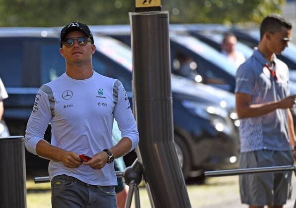 30.07.2016, xjhx, Formel 1 Grand Prix von Deutschland Freies Training, emspor, v.l. Nico Rosberg (Mercedes AMG Petronas Formula One Team), Pascal Wehrlein (Manor Racing) Hockenheim