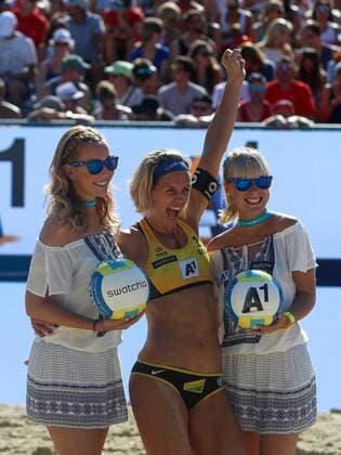 BEACHVOLLEYBALL - A1 Major Klagenfurt 2016 KLAGENFURT,AUSTRIA,30.JUL.16 - Beach volleyball Beachvolleyball - FIVB World Tour 2016, A1 Major Klagenfurt, women. Image shows the rejoicing of Laura Ludwig (GER). GEPAxpictures xMaticxKlansek