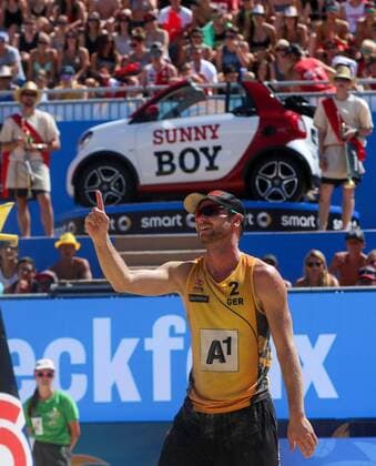 Bilder des Tages - SPORT BEACHVOLLEYBALL - A1 Major Klagenfurt 2016 KLAGENFURT,AUSTRIA,30.JUL.16 - Beach volleyball Beachvolleyball - FIVB World Tour 2016, A1 Major Klagenfurt, men. Image shows the rejoicing of Stefan Windscheif (GER). GEPAxpictures xMaticxKlansek