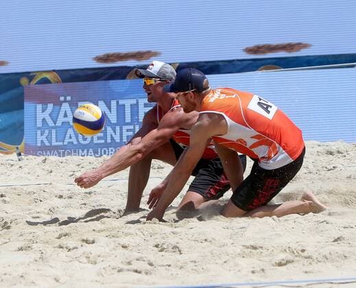 Beachvolleyball. Beach volleyball Beachvolleyball Major Series. Alexander BROUWER, Robert MEEUWSEN (NED). Klagenfurt, 30.7.2016.