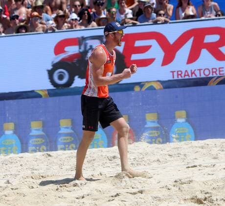 Beachvolleyball. Beach volleyball Beachvolleyball Major Series. Alexander BROUWER, (NED). Klagenfurt, 30.7.2016.