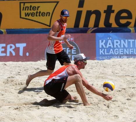 Beachvolleyball. Beach volleyball Beachvolleyball Major Series. Alexander BROUWER, Robert MEEUWSEN (NED). Klagenfurt, 30.7.2016.