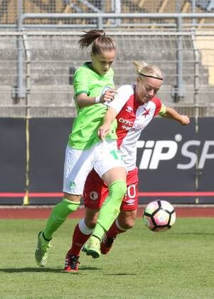 VfL-Frauen vs Prag Fußball, Frauen, Freundschaftsspiel, VfL Wolfsburg vs SK Slavia Prag, Stadion am Elsterweg, Bild zeigt: Ewa Pajor (VfL, 17) Wolfsburg