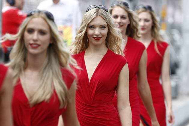 Motorsports: FIA Formula One World Championship WM Weltmeisterschaft 2016, Grand Prix of Germany, grid girls xHOCHxZWEIx