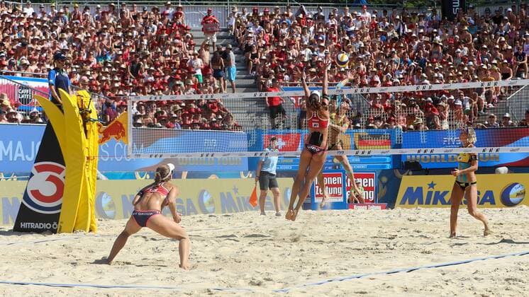 BEACHVOLLEYBALL - A1 Major Klagenfurt 2016 KLAGENFURT,AUSTRIA,30.JUL.16 - Beach volleyball Beachvolleyball - FIVB World Tour 2016, A1 Major Klagenfurt, women. Image shows Nadine Zumkehr and Joana Heidrich (SUI) and Laura Ludwig and Kira Walkenhorst (GER). GEPAxpictures xMaticxKlansek