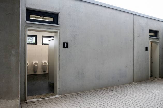 Erfurt, 300716 , 2. Spieltag der Regionalliga , der FC Rot Weiß Erfurt Spielt gegen den Hallescher FC im Bild: Nordtribüne Toiletten WC