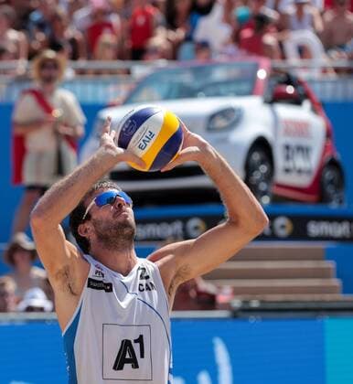 BEACHVOLLEYBALL - A1 Major Klagenfurt 2016 KLAGENFURT,AUSTRIA,31.JUL.16 - Beach volleyball Beachvolleyball - FIVB World Tour 2016, A1 Major Klagenfurt, men. Image shows Ben Saxton (CAN). GEPAxpictures xMaticxKlansek